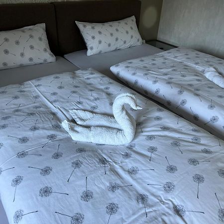 Peedy'S Luxurioese 60M² Wohnung Mit Balkonterrasse Stade Zewnętrze zdjęcie