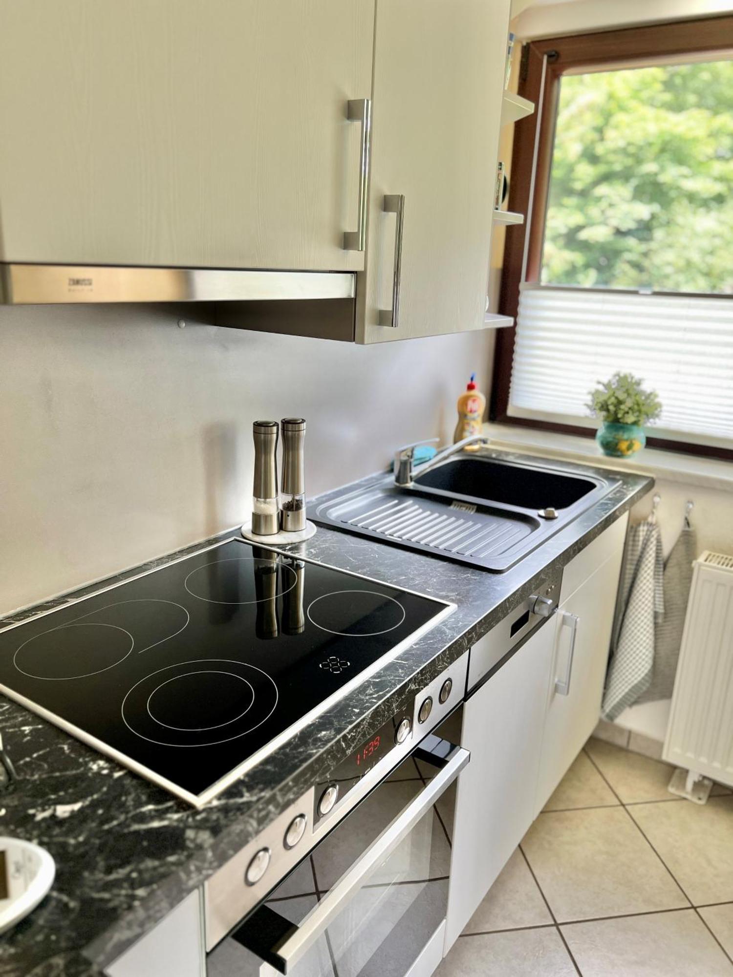 Peedy'S Luxurioese 60M² Wohnung Mit Balkonterrasse Stade Zewnętrze zdjęcie
